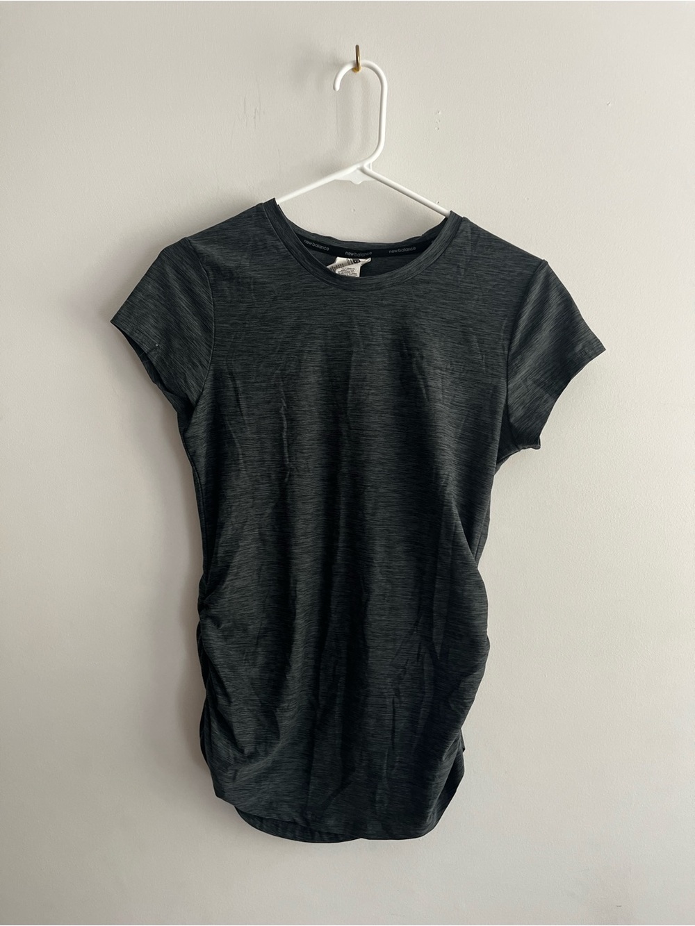 Women’s New Balance Heather Grey Ruched Active Shirt